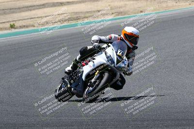media/Jun-24-2022-TrackDaz (Fri) [[aa6850b51f]]/Group B/145pm (turn 2)/